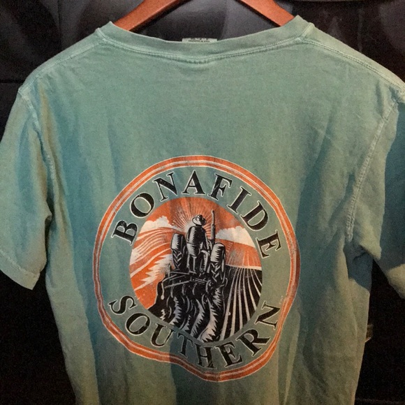 Bundle of 3 different shirts - Picture 5 of 6